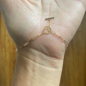 Elegant Gold Chain Bracelet